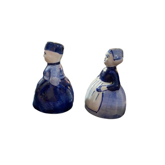 Vintage Delft Blue handpainted porcelain/ceramic figural salt/pepper sha… - Picture 5 of 9